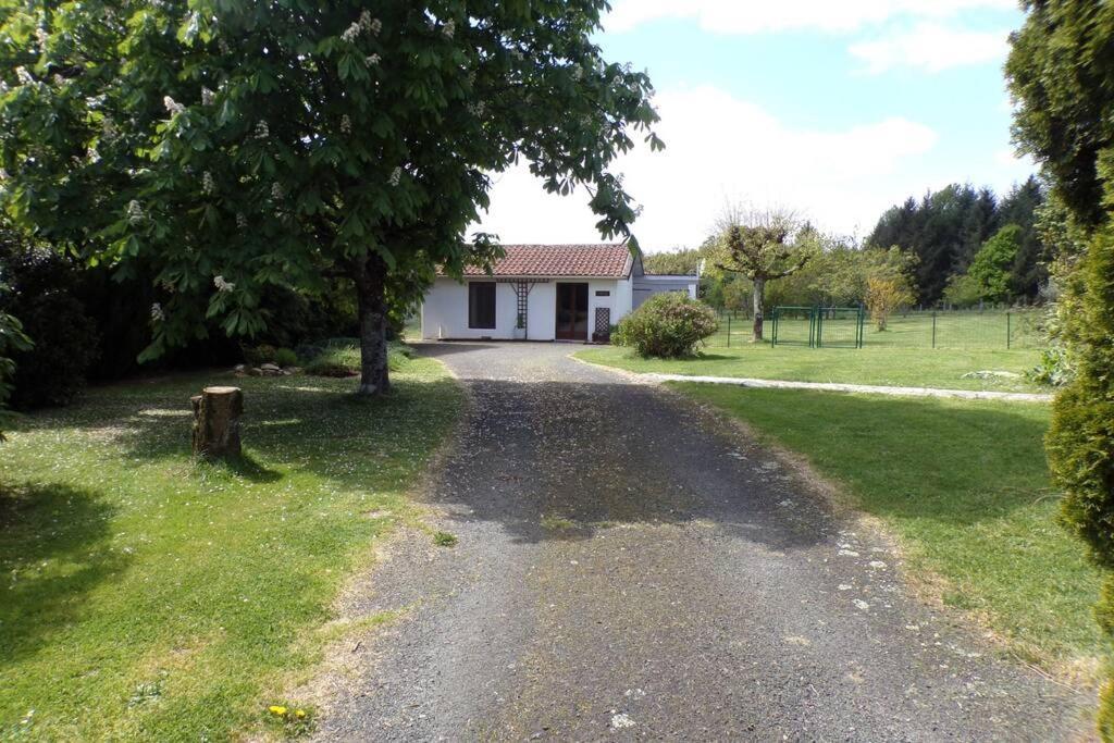 Villa Breesfalt Gite Accomodation à Maisonnais-Sur-Tardoire Extérieur photo
